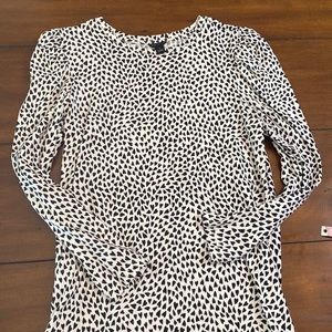 Ann Taylor Puff Sleeve Heart Print Long Sleeve Tee